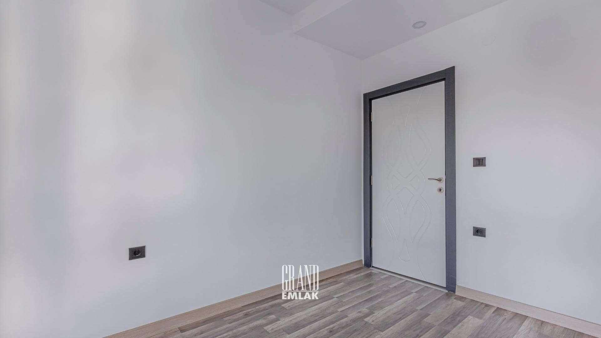 Kale Kapısına Yürüme Mesafesinde 2+1 Kiralık Daire (23)