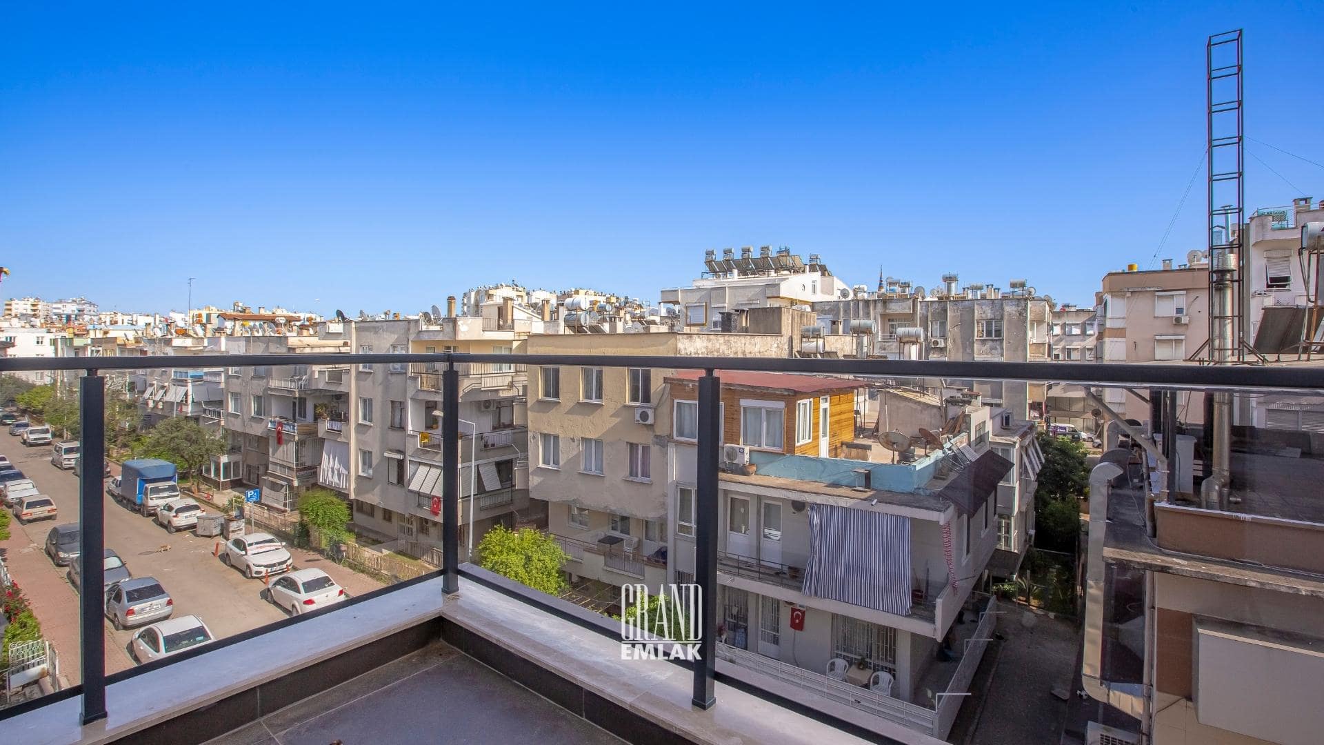 Kale Kapısına Yürüme Mesafesinde 2+1 Kiralık Daire (32)