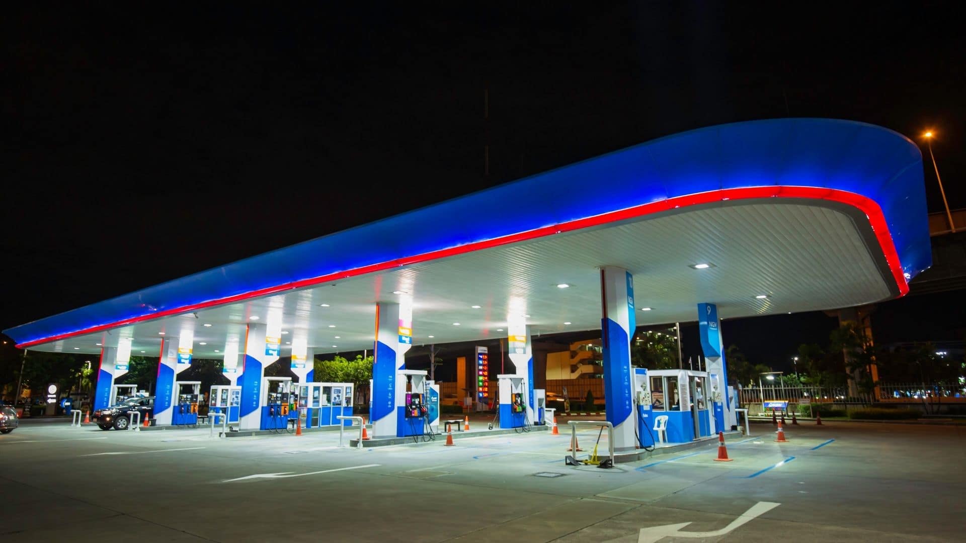 TEMSİLİ SATILIK AKARYAKIT İSTASYONU (11)