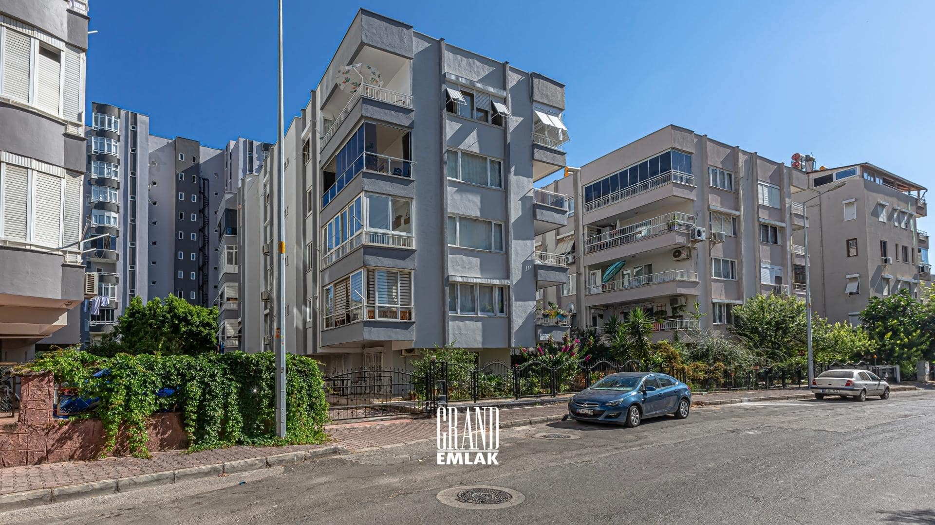 Yeşilbahçe’de Bahçe Katı 2+1 Satılık Daire (36)