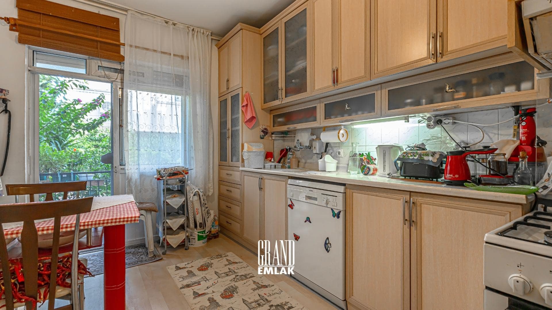 Yeşilbahçe’de Bahçe Katı 2+1 Satılık Daire (4)