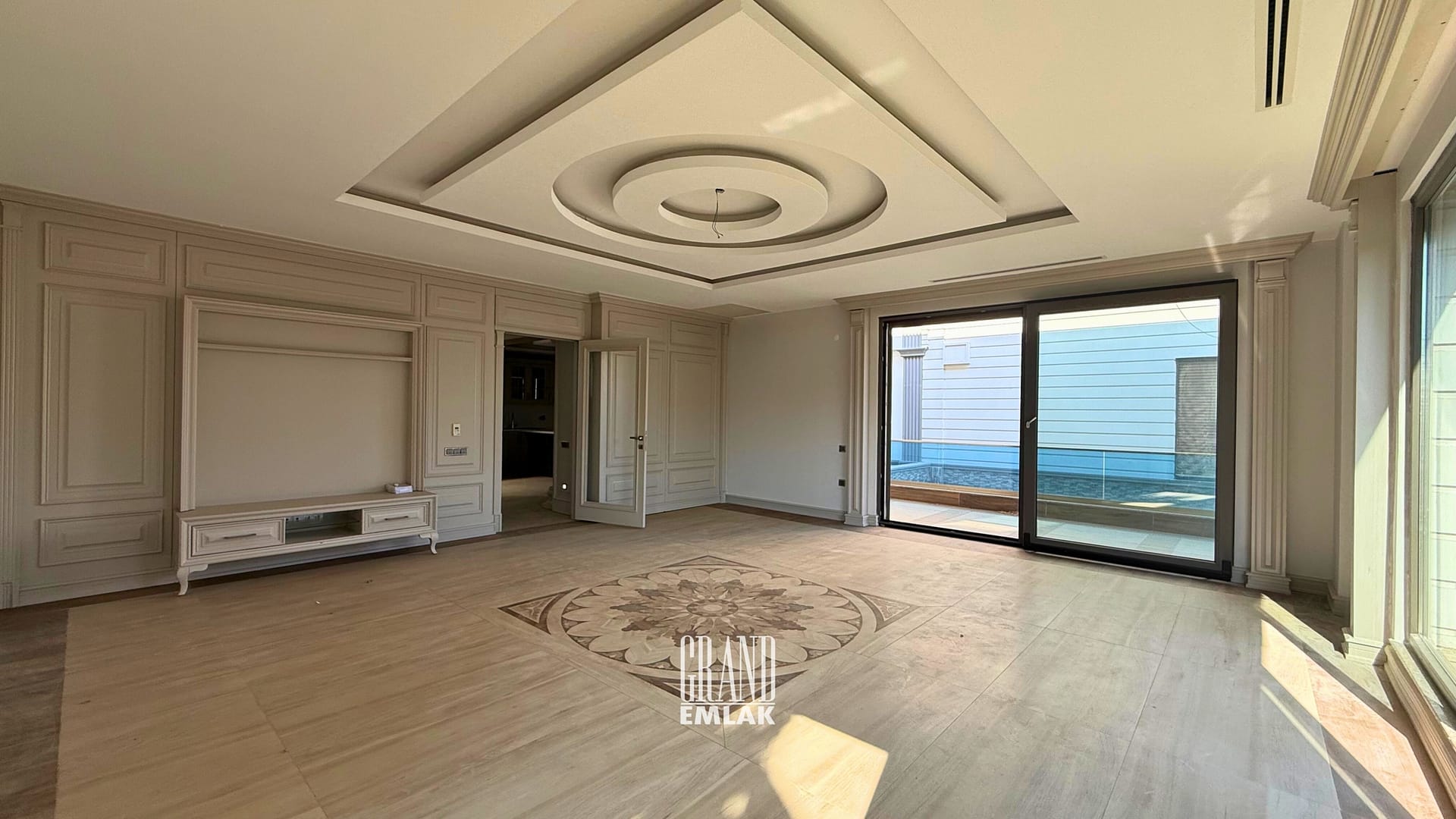 KEMERAĞZI, ESİLARA SİTESİNDE ASANSÖRLÜ HAVUZLU 5+1 SATILIK VİLLA (14)