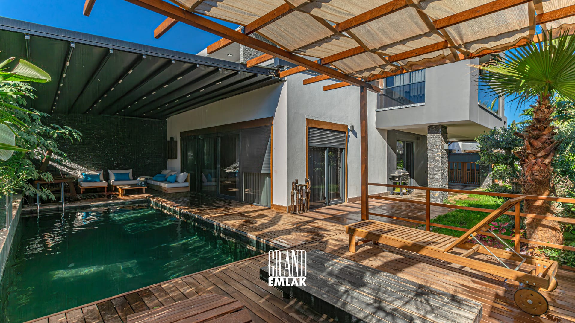 ERMENEK’TE 280 m2 SATILIK 4+1 VİLLA logolu (14)