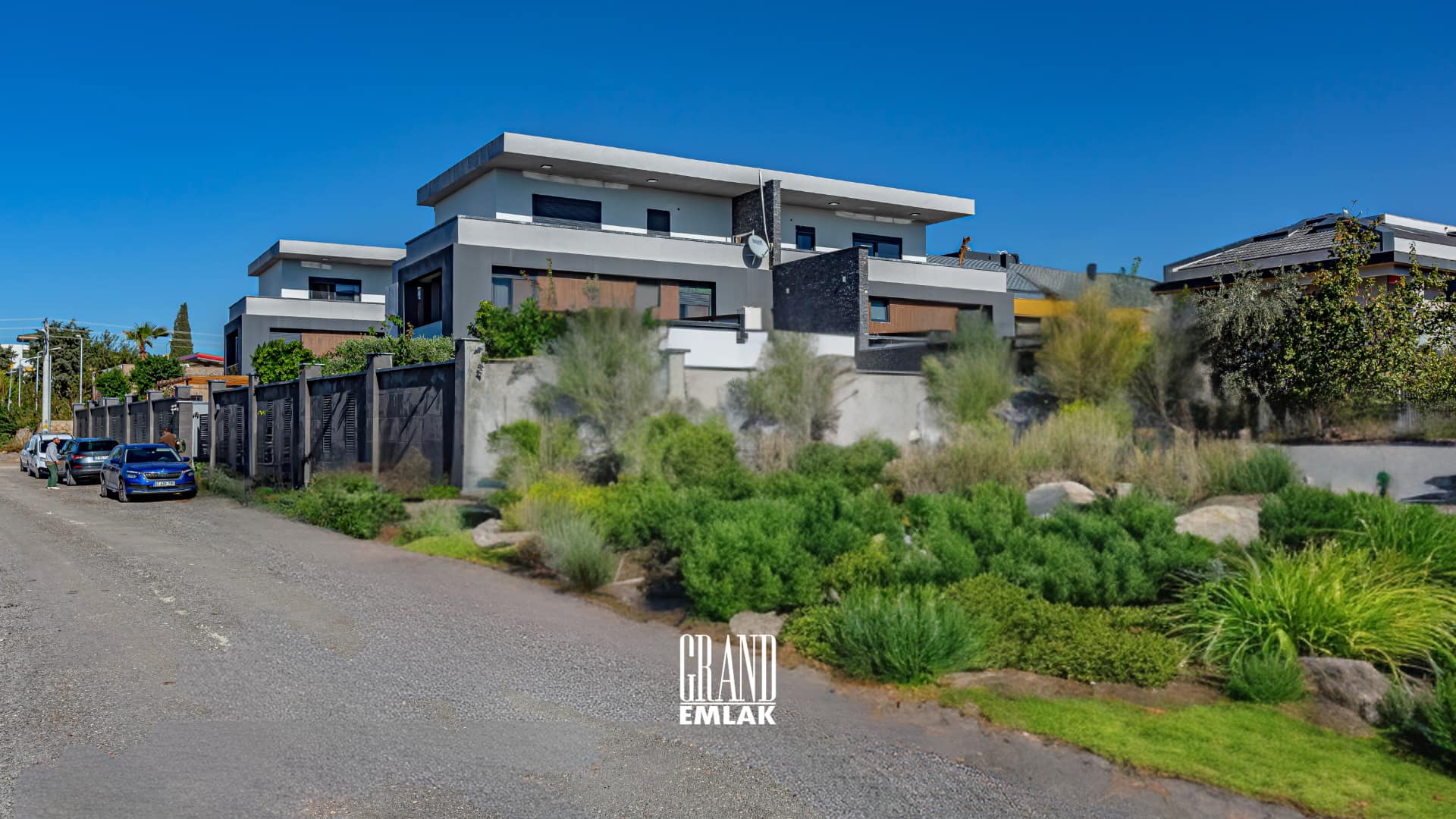 ERMENEK’TE 280 m2 SATILIK 4+1 VİLLA logolu (8)