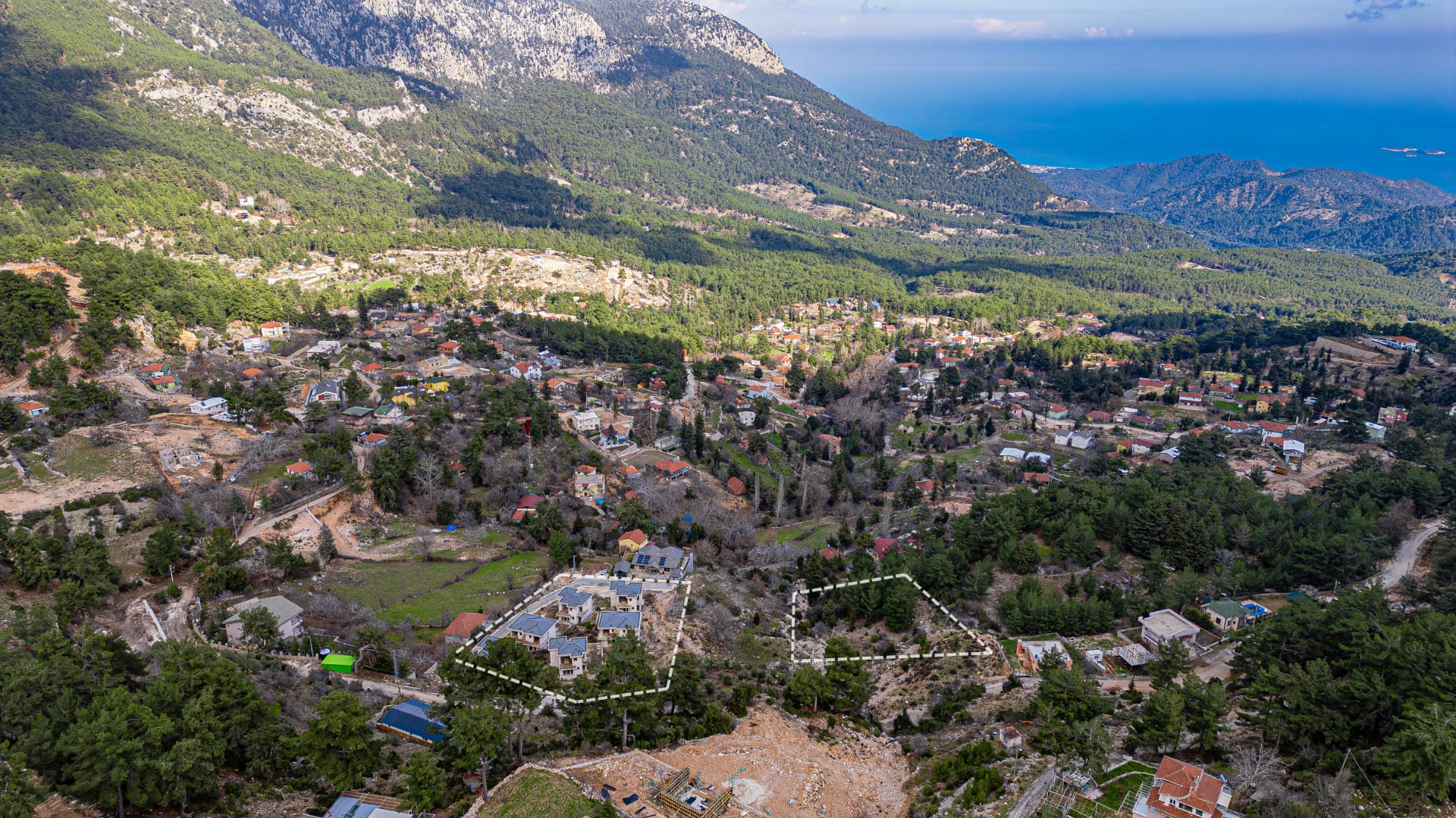 KEMER BEYCİK’TE, TOPLAM 6.700 m2 ARSA VE 8 NATAMAM VİLLA (10)