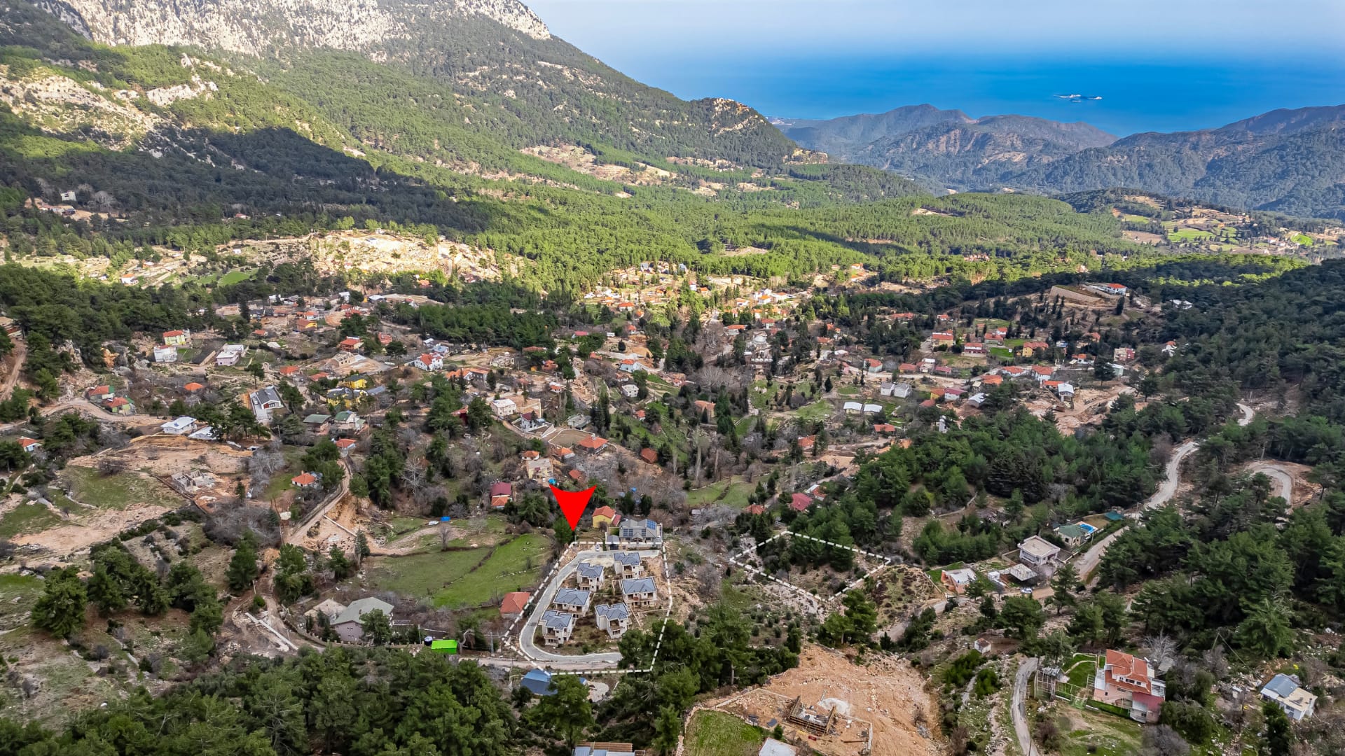 KEMER BEYCİK’TE, TOPLAM 6.700 m2 ARSA VE 8 NATAMAM VİLLA (20)