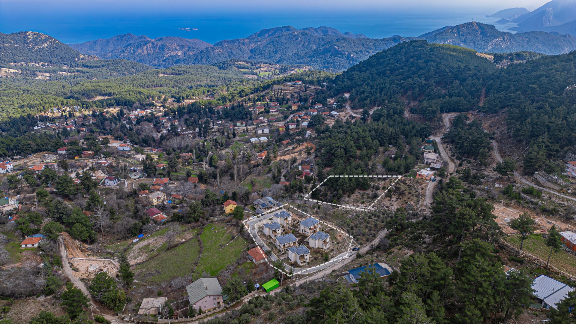 KEMER BEYCİK’TE, TOPLAM 6.700 m2 ARSA VE 8 NATAMAM VİLLA (7)