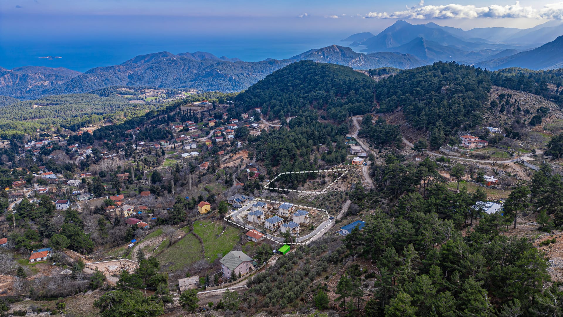 KEMER BEYCİK’TE, TOPLAM 6.700 m2 ARSA VE 8 NATAMAM VİLLA (8)