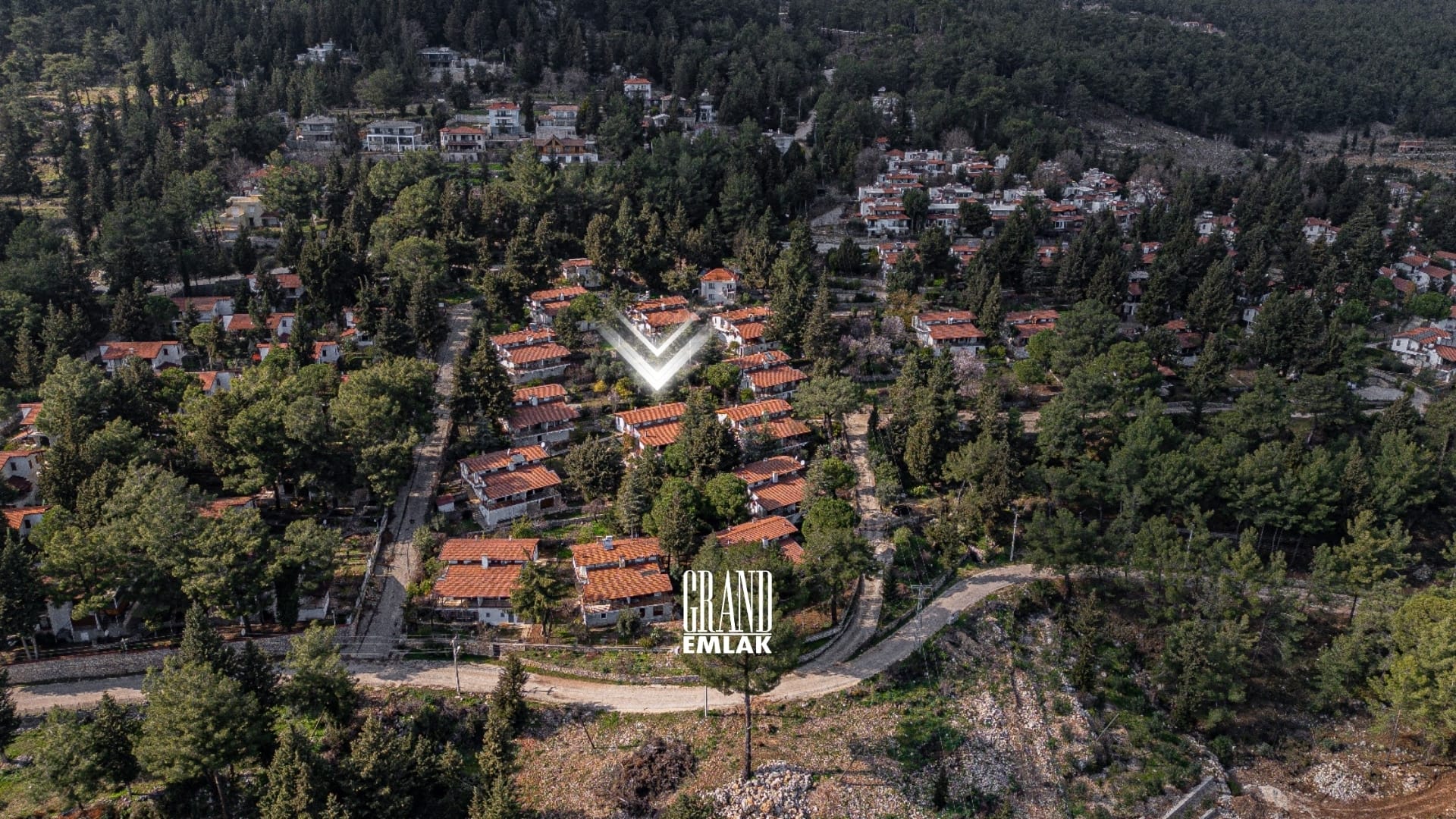 Kemer Beycik’te Site İçerisinde Eşyalı Müstakil Kiralık Villa (238532)