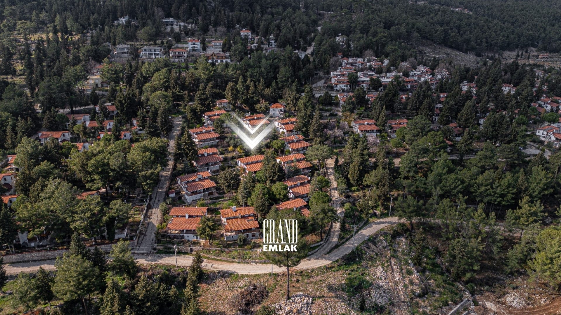 Kemer Beycik’te Site İçerisinde Eşyalı Müstakil Kiralık Villa (238534)