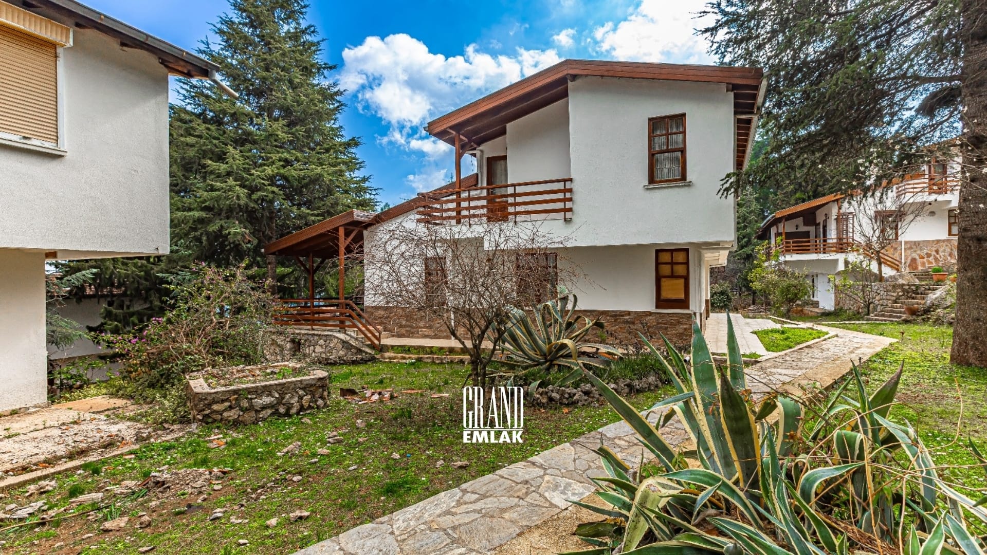 Kemer Beycik’te Site İçerisinde Eşyalı Müstakil Kiralık Villa (238542)