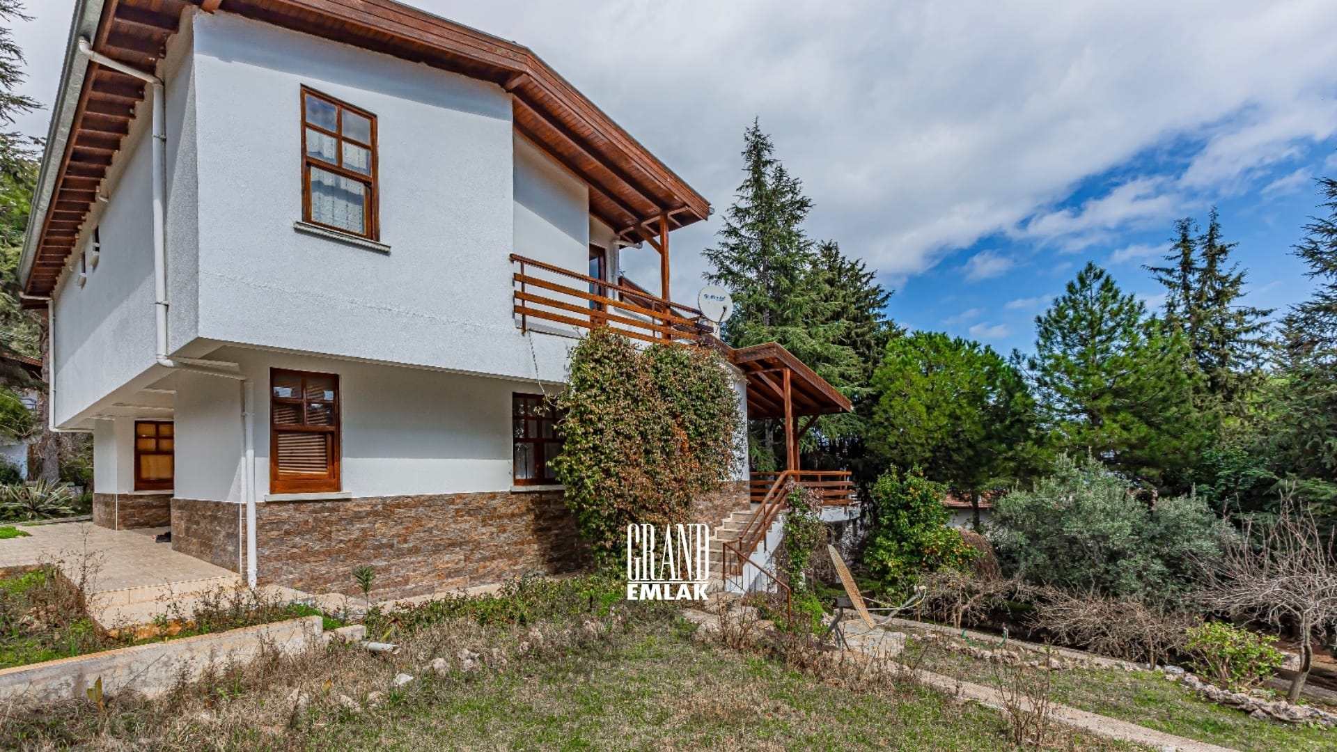 Kemer Beycik’te Site İçerisinde Eşyalı Müstakil Kiralık Villa (238545)