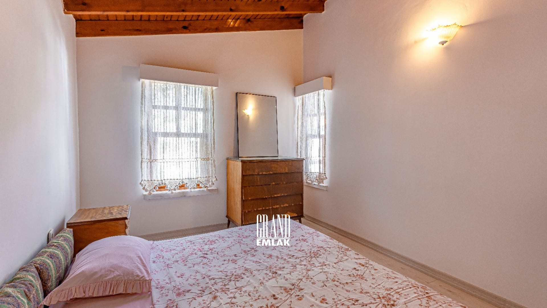Kemer Beycik’te Site İçerisinde Eşyalı Müstakil Kiralık Villa (238569)
