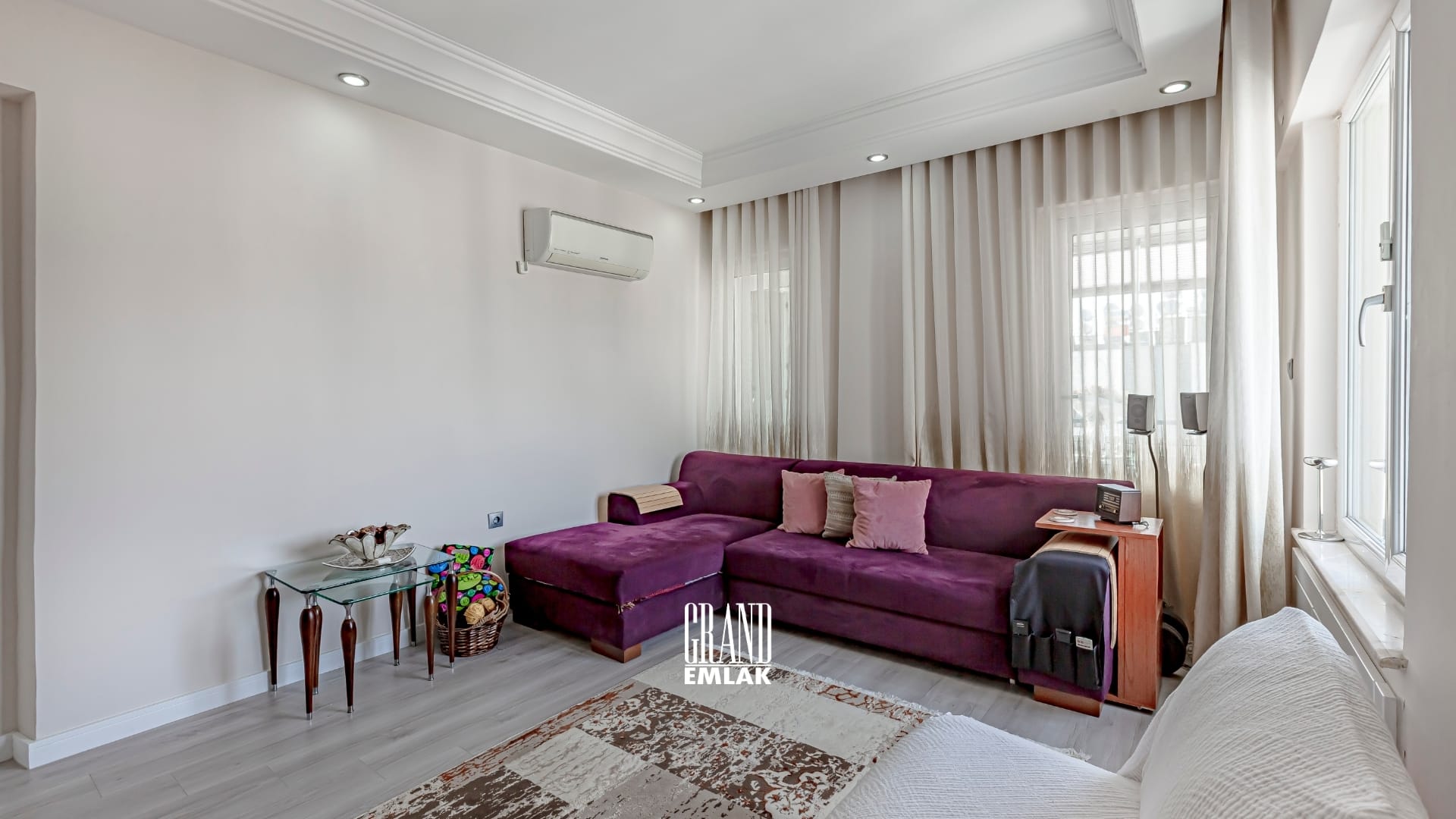 Antalya, Konyaaltı, Altınkum Mahallesi’nde Deniz Manzaralı Full Eşyalı 3+1 Satılık Daire (19)