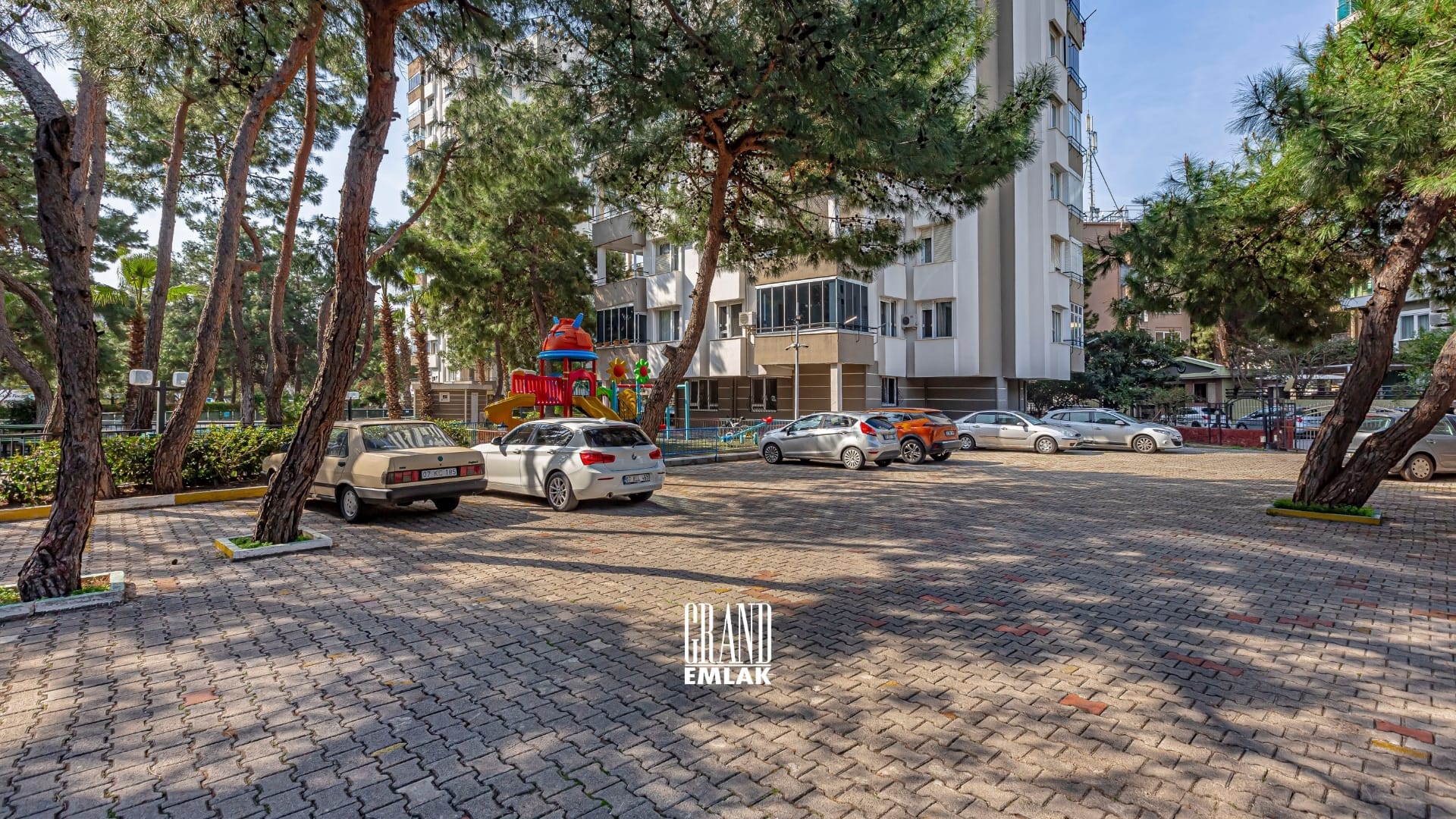 Antalya, Konyaaltı, Altınkum Mahallesi’nde Deniz Manzaralı Full Eşyalı 3+1 Satılık Daire (34)