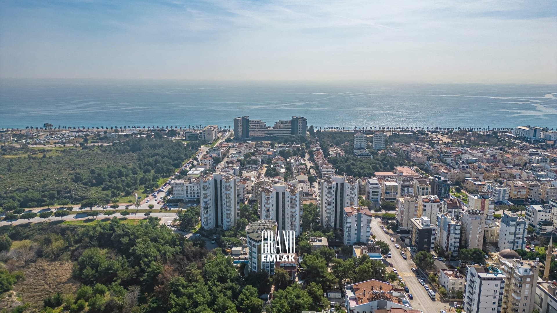 Antalya, Konyaaltı, Altınkum Mahallesi’nde Deniz Manzaralı Full Eşyalı 3+1 Satılık Daire (44)
