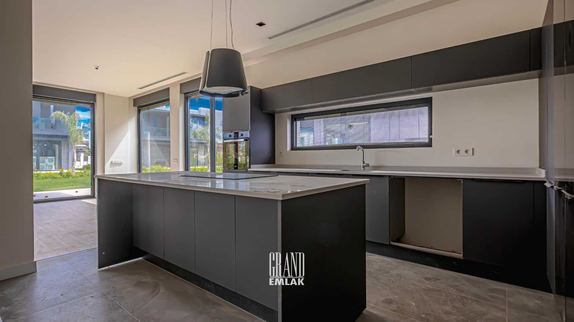 ANTALYA ERMENEKTE KİRALIK LÜKS VİLLA LUXUTY VİLLA FOR RENT İN ANTALYA (37)