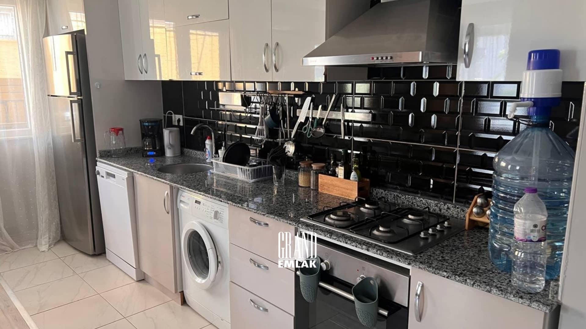 Antalya Deniz Mahallesi’nde Eşyalı 2+1 Kiralık Daire (19)