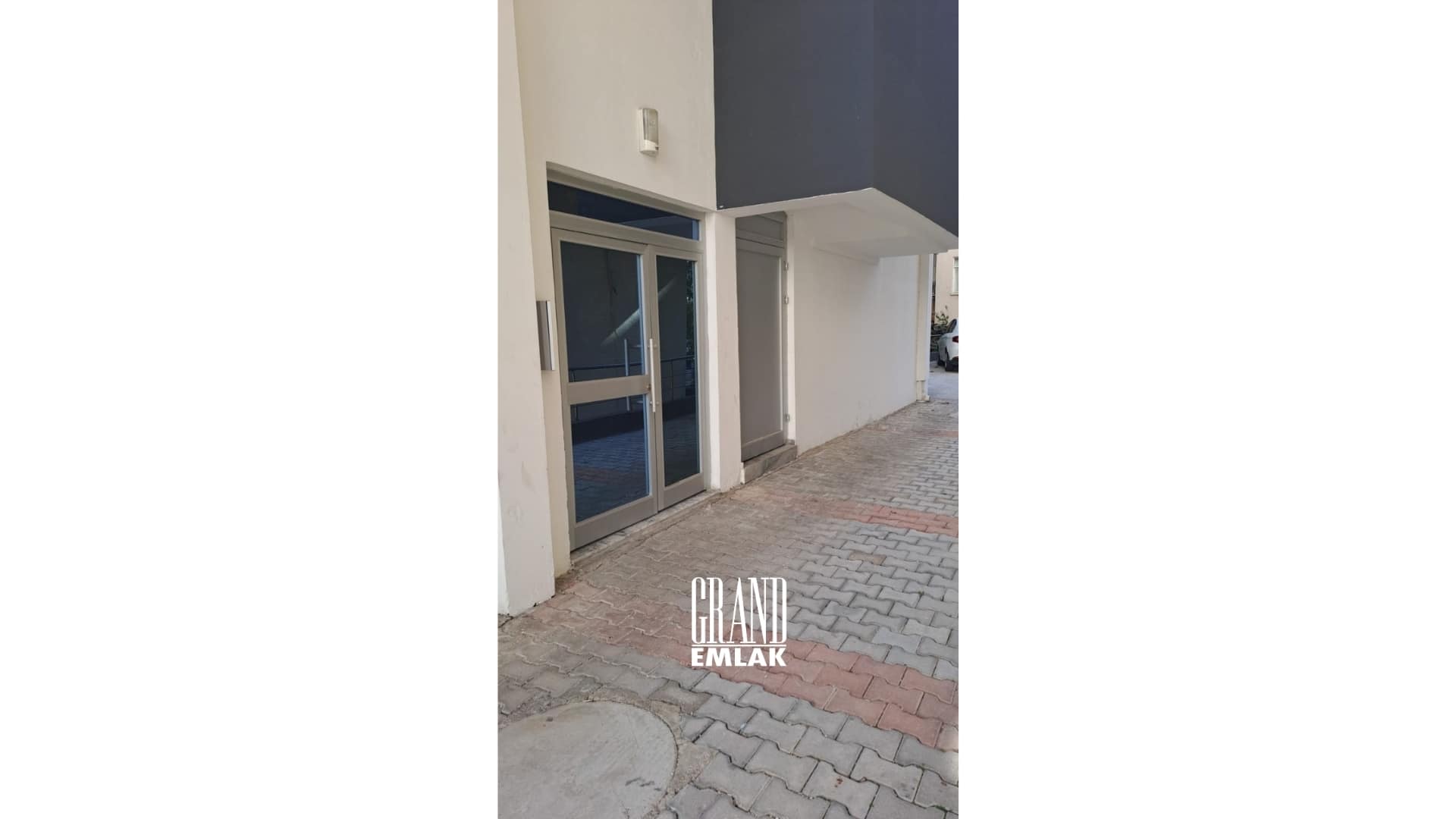 Antalya Deniz Mahallesi’nde Eşyalı 2+1 Kiralık Daire (2)