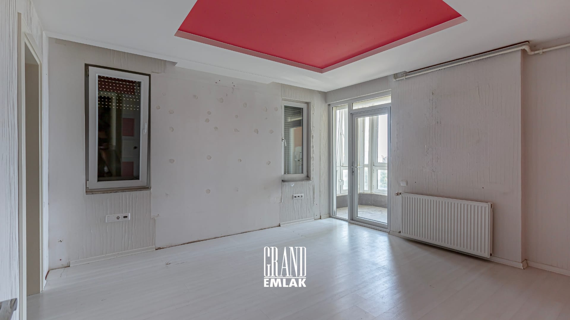 Eski Lara, Uzaş Sitesi’nde Denize Sıfır 3+1 Satılık Daireeee (27)