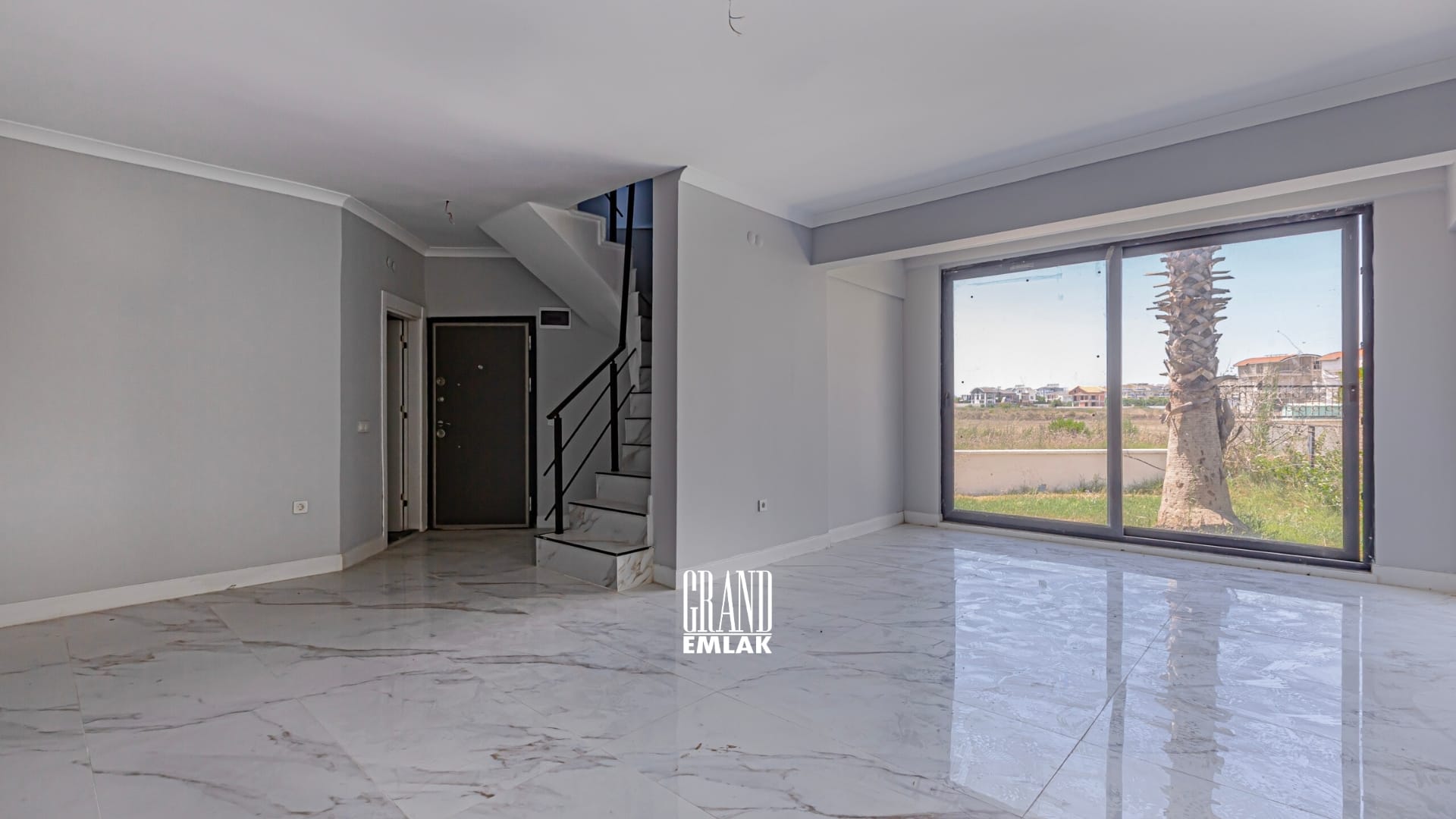 Kadriye’de Site İçerisinde 3+2 Satılık Villa (11)