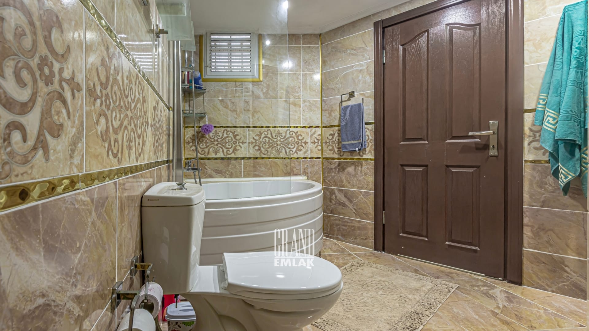 Kadriye’de Site İçerisinde Müstakil Havuzlu 4+1 Satılık Villa (14)