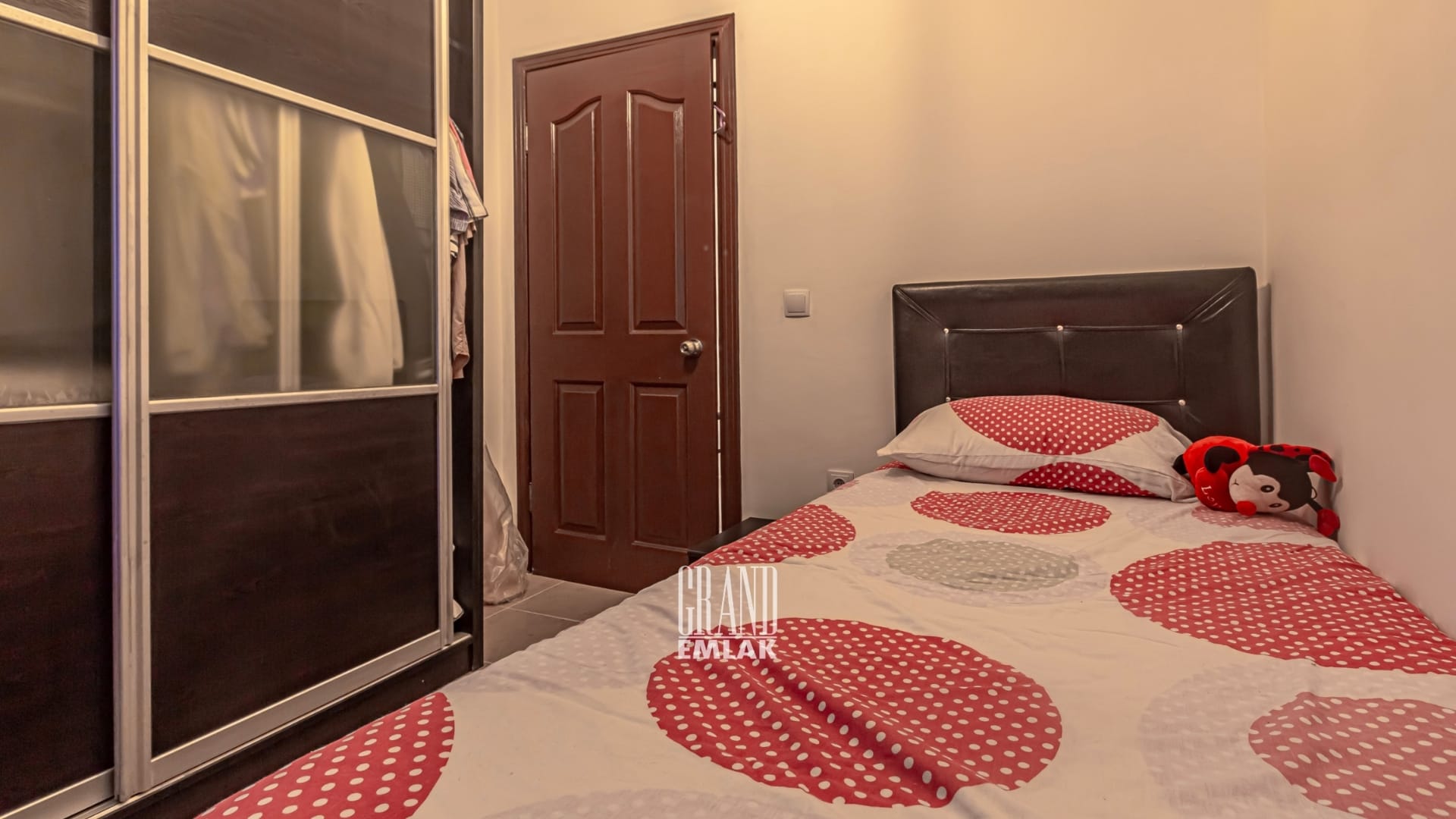 Kadriye’de Site İçerisinde Müstakil Havuzlu 4+1 Satılık Villa (16)