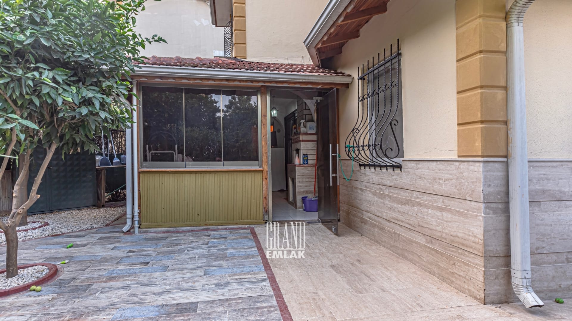 Kadriye’de Site İçerisinde Müstakil Havuzlu 4+1 Satılık Villa (24)