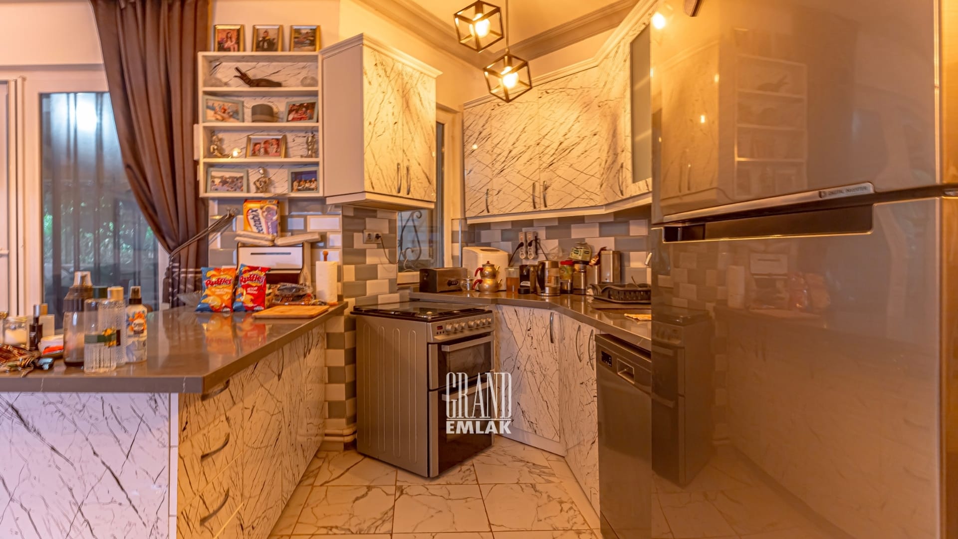 Kadriye’de Site İçerisinde Müstakil Havuzlu 4+1 Satılık Villa (30)