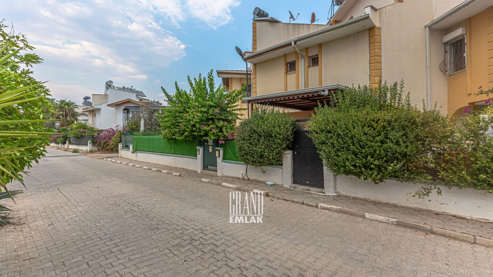 Kadriye’de Site İçerisinde Müstakil Havuzlu 4+1 Satılık Villa (43)