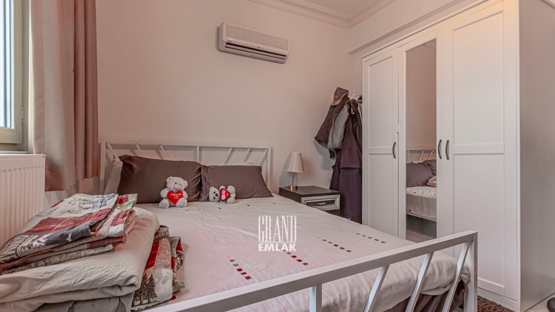 Kadriye’de Site İçerisinde Müstakil Havuzlu 4+1 Satılık Villa (8)