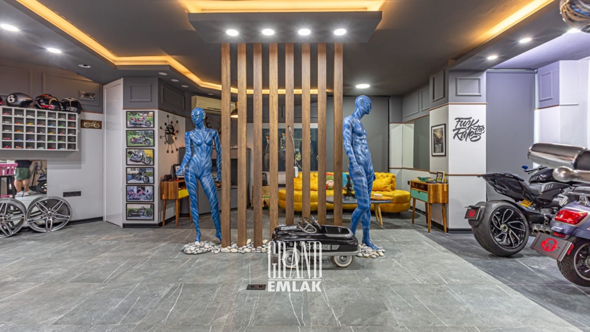 Antalya Barınaklar’da, Deniz Manzaralı 100 M2 Satılık Dükkan (30)