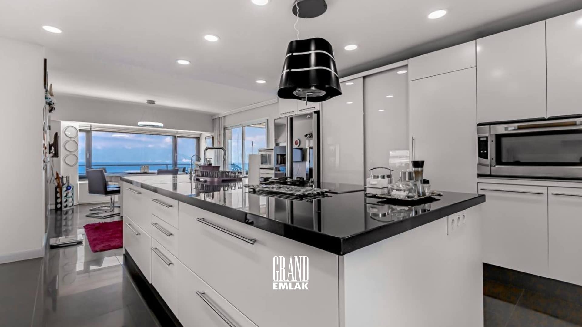 Lara Yeşilbahçe’de Denize Sıfır Lüks 3+1 Satılık Dubleks Daire (faruk kadam) (11)