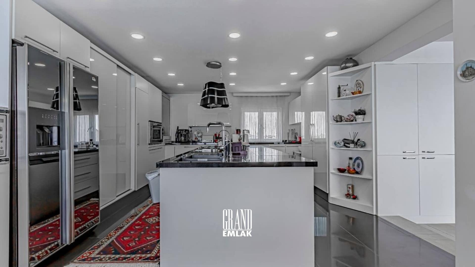 Lara Yeşilbahçe’de Denize Sıfır Lüks 3+1 Satılık Dubleks Daire (faruk kadam) (15)