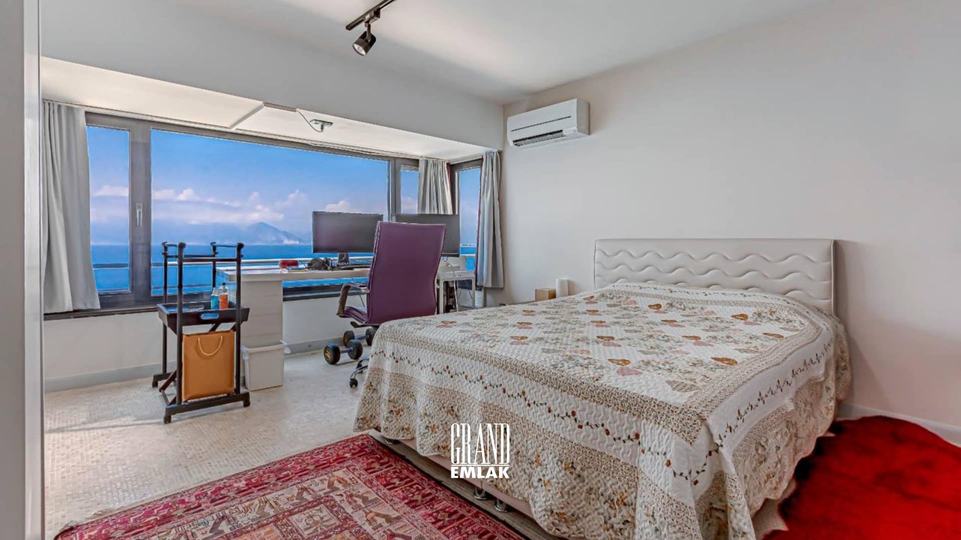 Lara Yeşilbahçe’de Denize Sıfır Lüks 3+1 Satılık Dubleks Daire (faruk kadam) (23)