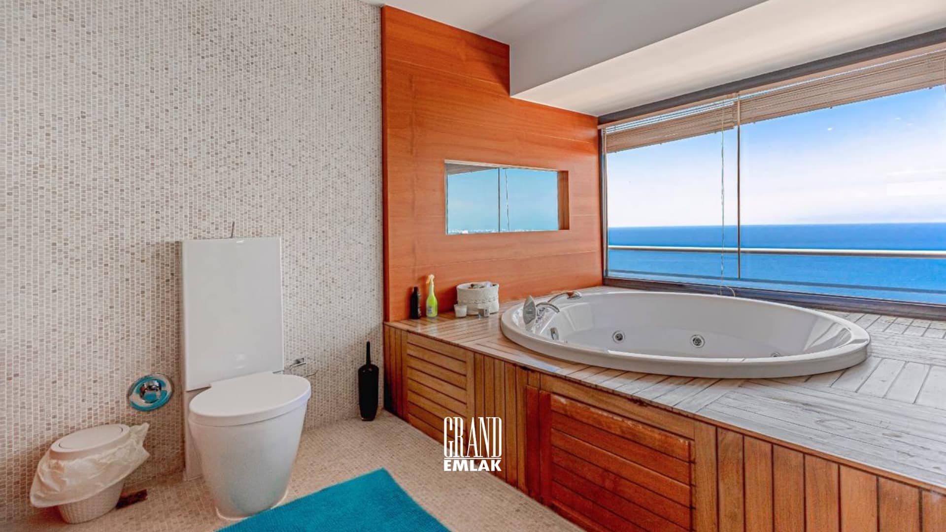 Lara Yeşilbahçe’de Denize Sıfır Lüks 3+1 Satılık Dubleks Daire (faruk kadam) (27)