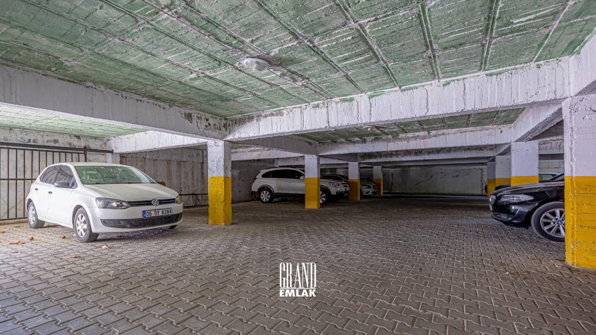 Lara Yeşilbahçe’de Denize Sıfır Lüks 3+1 Satılık Dubleks Daire (faruk kadam) (29)