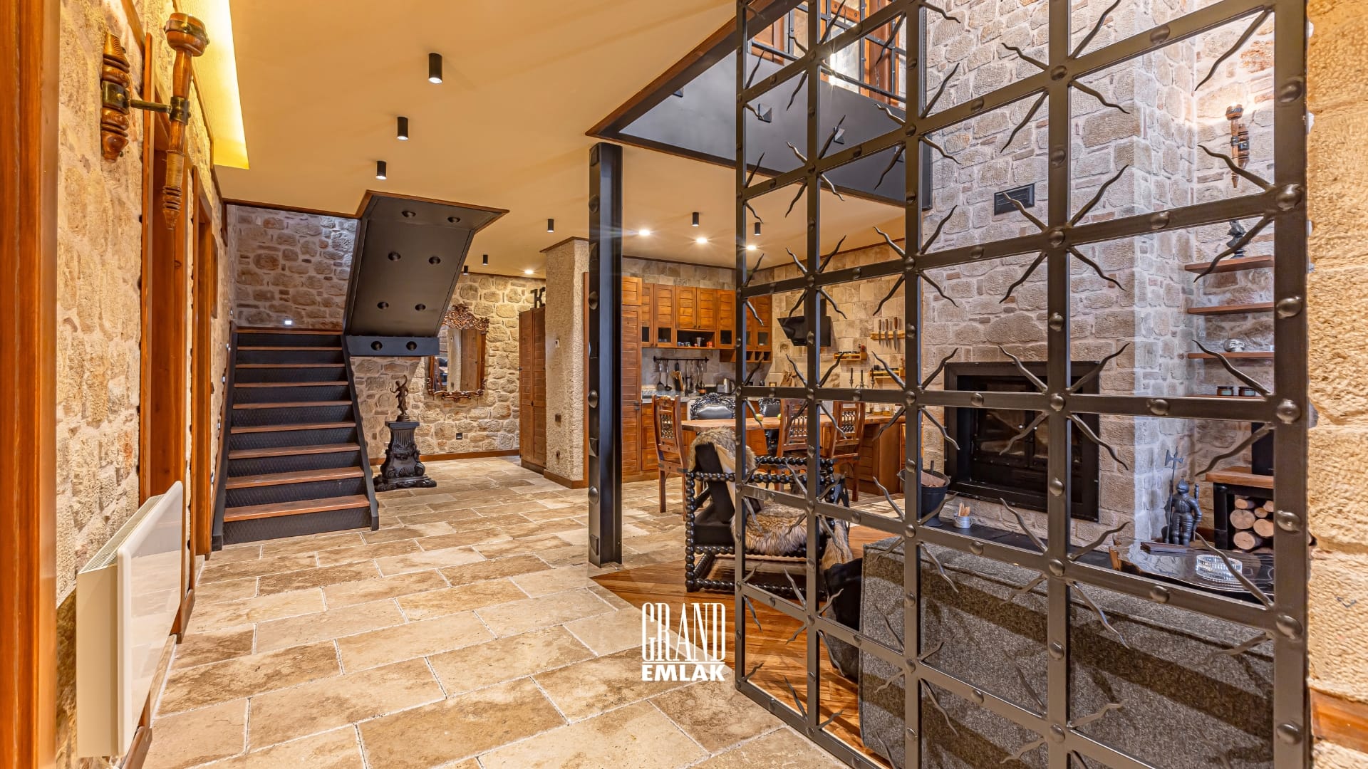 Antalya Saklıkent’te Satılık Emsalsiz Ultra Lüks Dağ Evi (19)