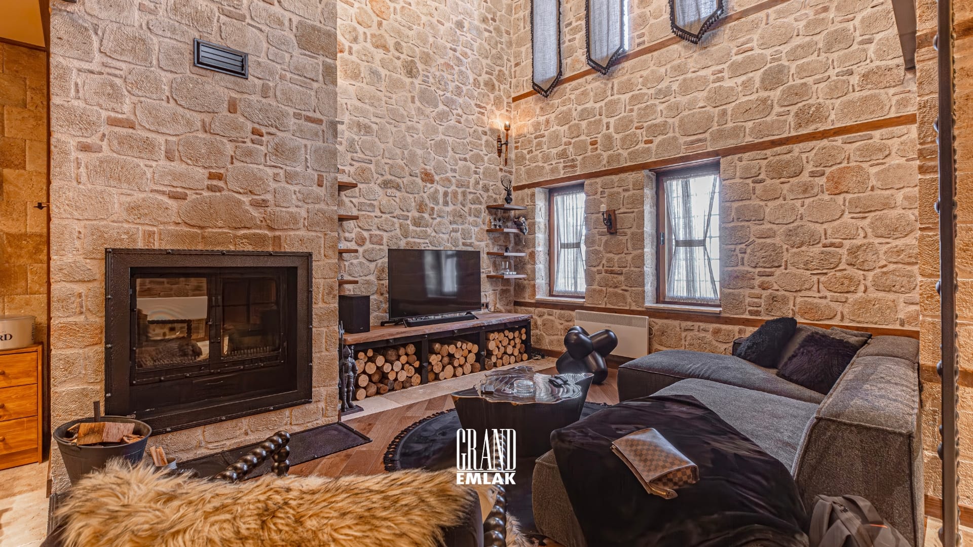 Antalya Saklıkent’te Satılık Emsalsiz Ultra Lüks Dağ Evi (25)