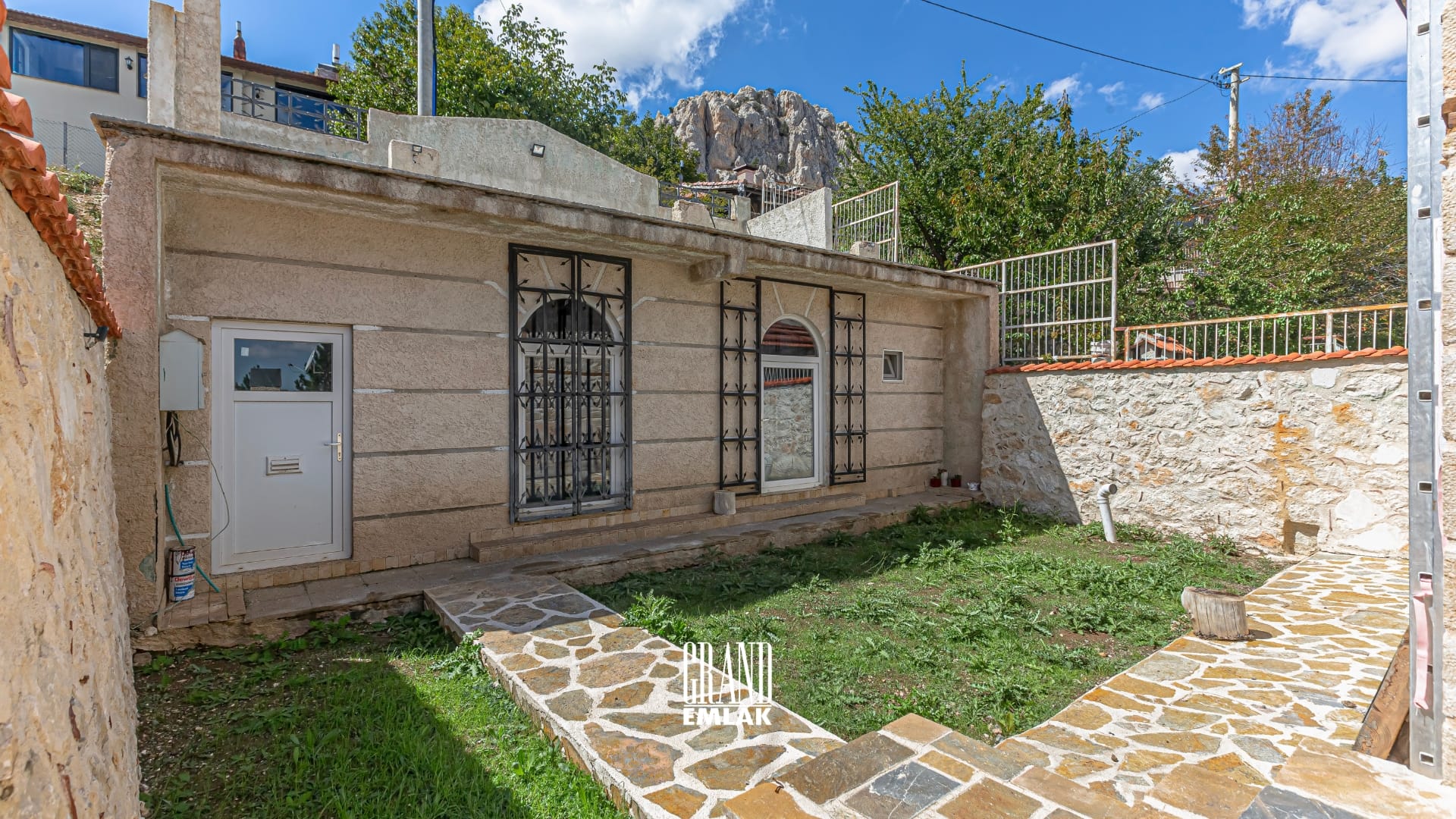 Antalya Saklıkent’te Satılık Emsalsiz Ultra Lüks Dağ Evi (9)