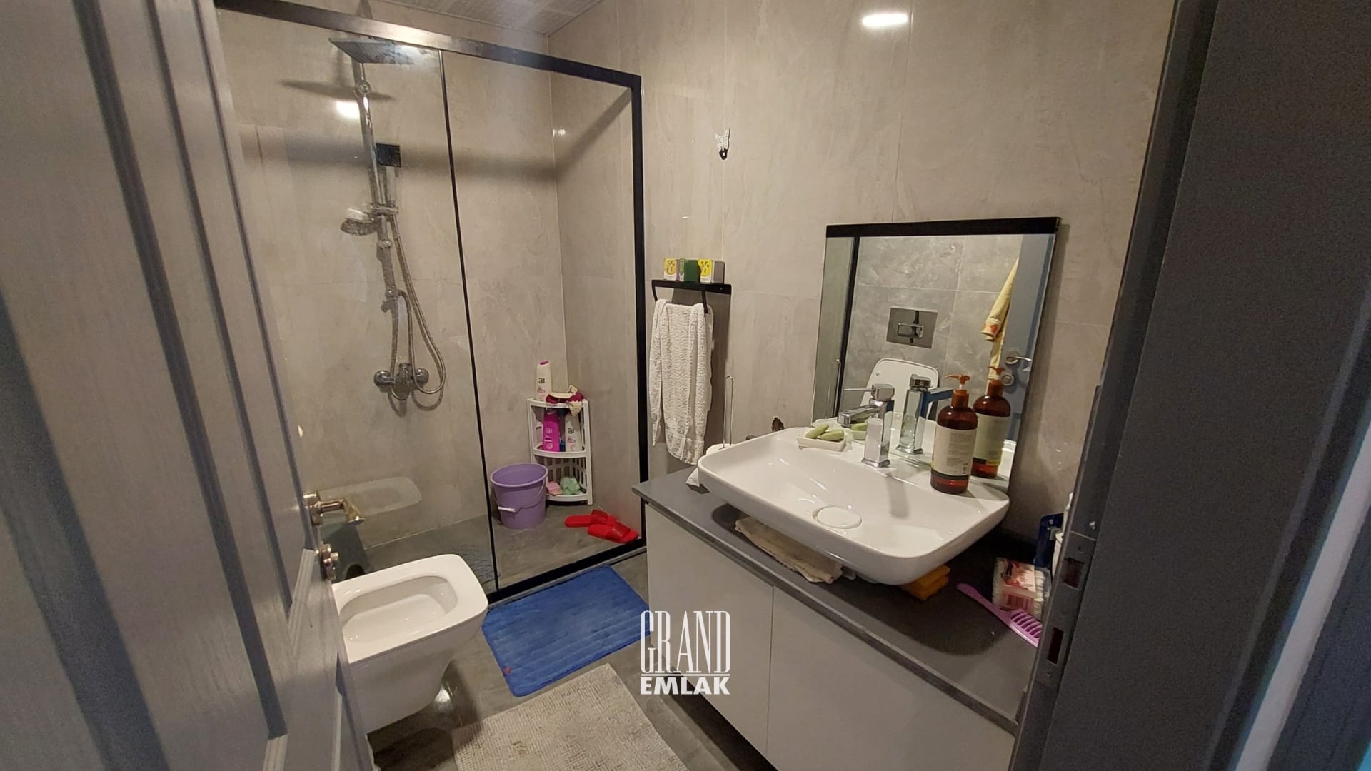 Belek’te 5+1 Müstakil Hvuzlu Geniş Bahçe Kullanımlı Triplex Villa (30)