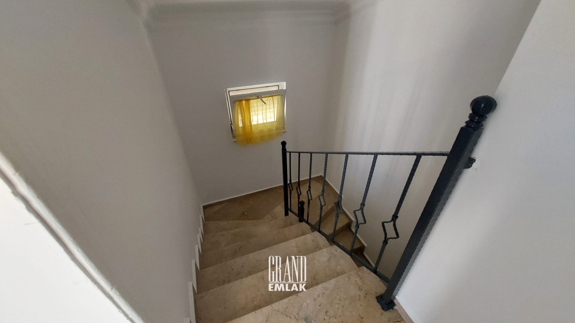Belek’te 5+1 Müstakil Hvuzlu Geniş Bahçe Kullanımlı Triplex Villa (35)
