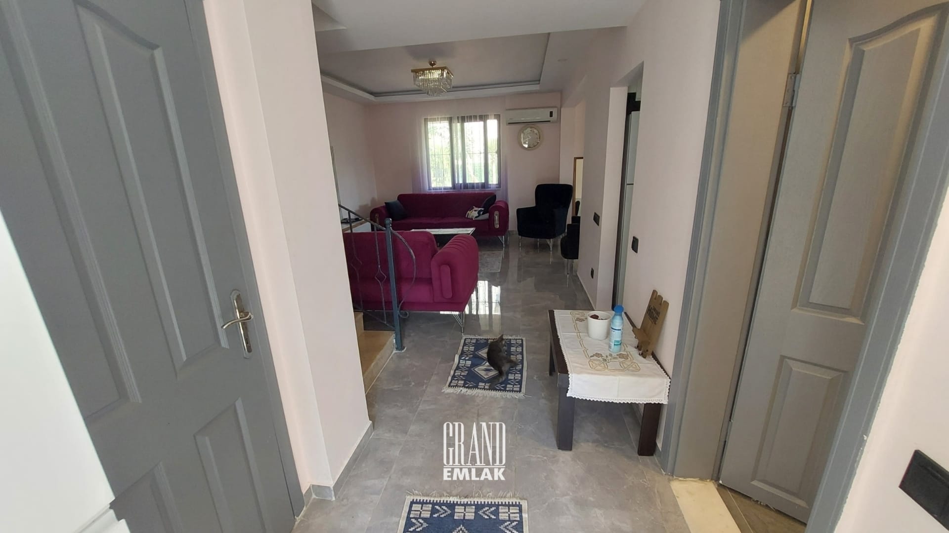 Belek’te 5+1 Müstakil Hvuzlu Geniş Bahçe Kullanımlı Triplex Villa (4)