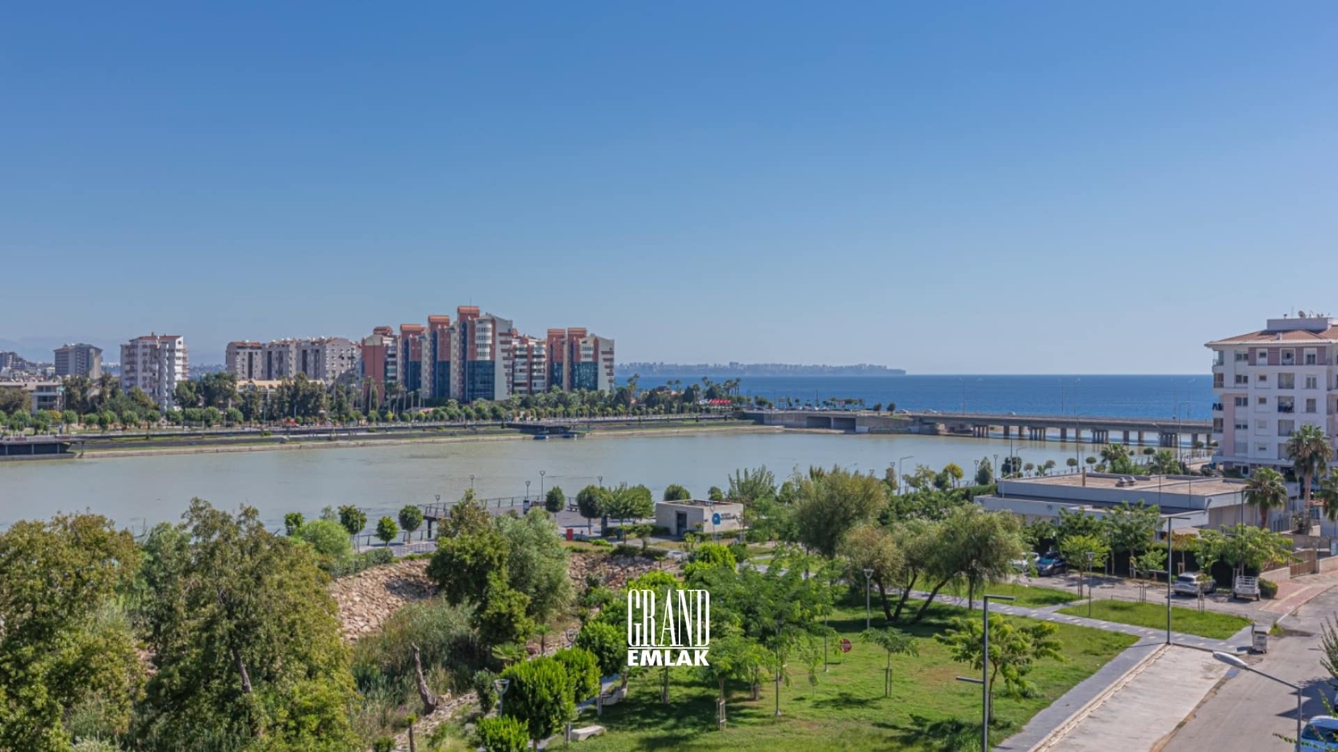 Deniz ve Boğaçayı Manzaralı Satılık Dubleks Daire (4)