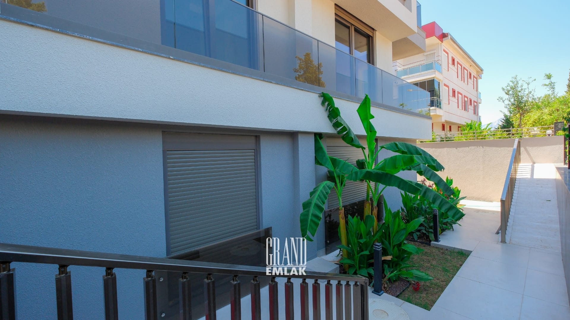 Gürsu’da Denize 350 Metre Uzaklıkta Villa Tadında Bahçeli 4+1 Satılık Dubleks Daire (15)