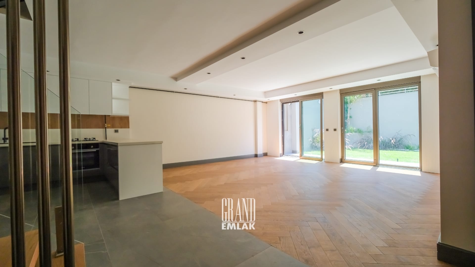 Gürsu’da Denize 350 Metre Uzaklıkta Villa Tadında Bahçeli 4+1 Satılık Dubleks Daire (20)