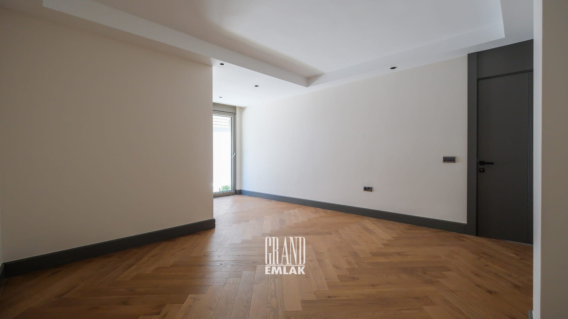 Gürsu’da Denize 350 Metre Uzaklıkta Villa Tadında Bahçeli 4+1 Satılık Dubleks Daire (30)