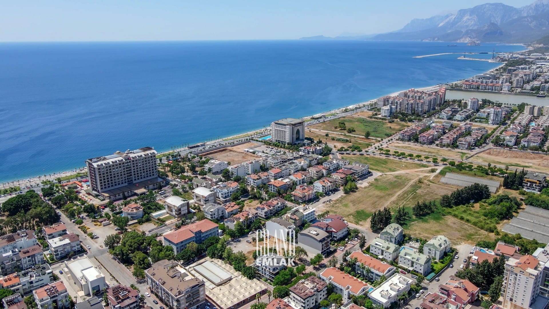Gürsu’da Denize 350 Metre Uzaklıkta Villa Tadında Bahçeli 4+1 Satılık Dubleks Daire (4)