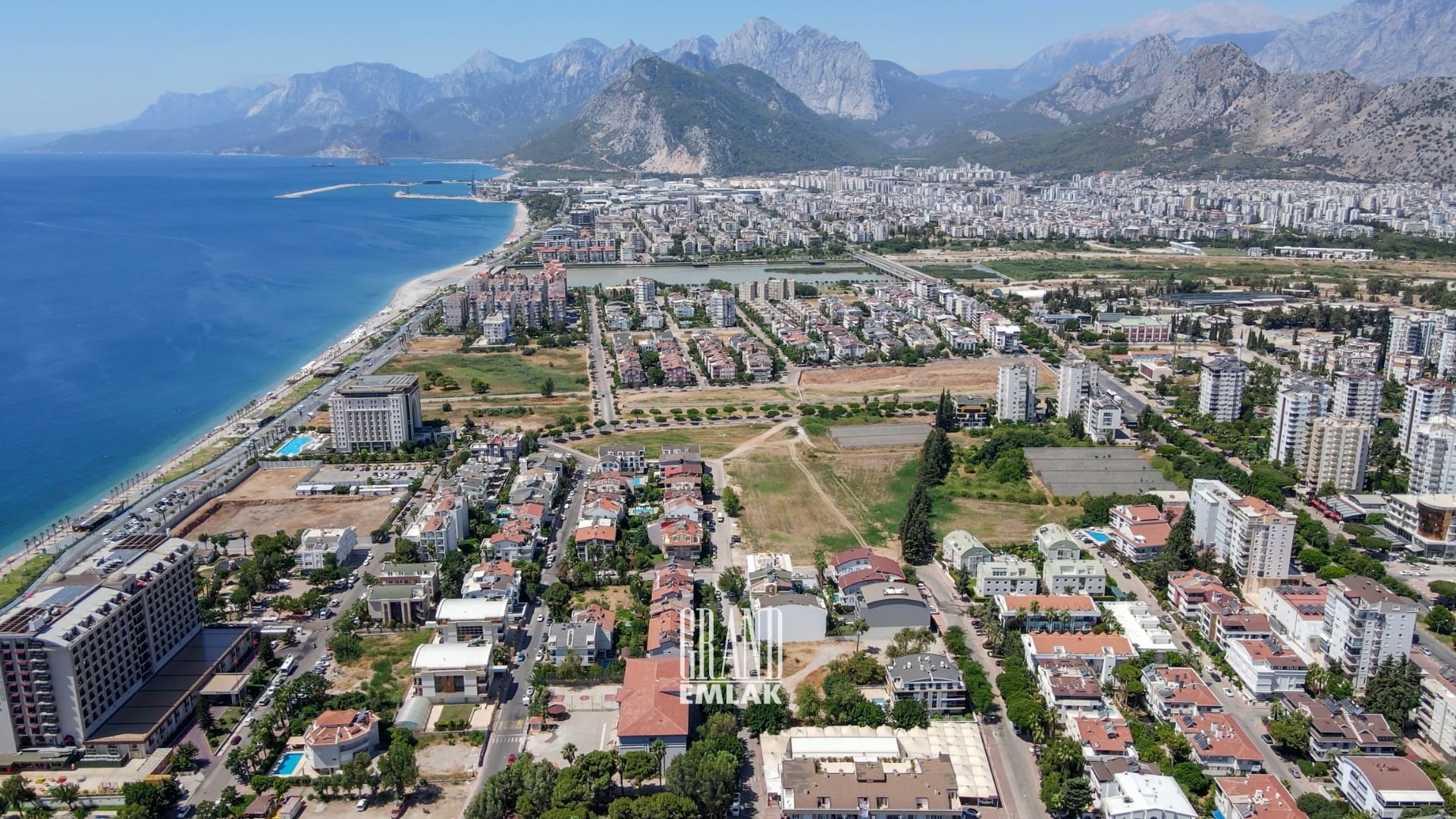 Gürsu’da Denize 350 Metre Uzaklıkta Villa Tadında Bahçeli 4+1 Satılık Dubleks Daire (6)