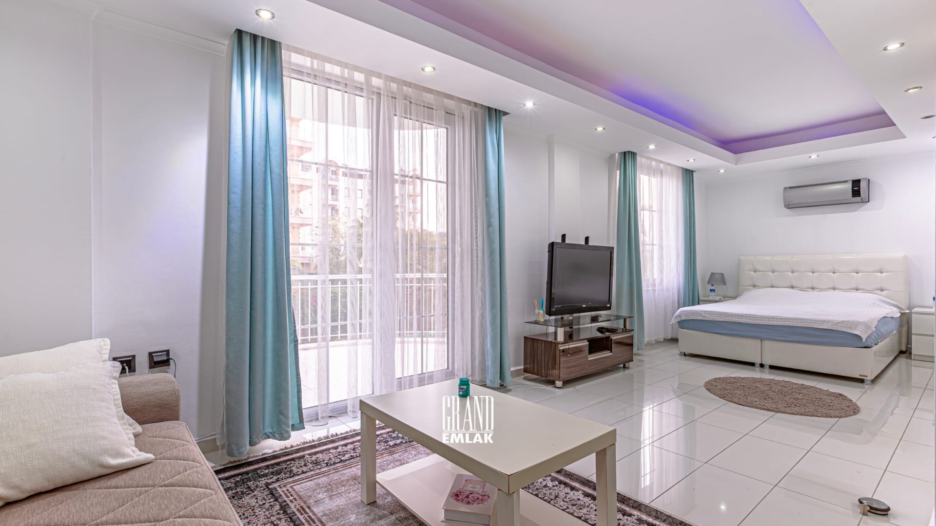 Kadriye’de Müstakil Havuzlu 4+1 Kiralık Villa (12)